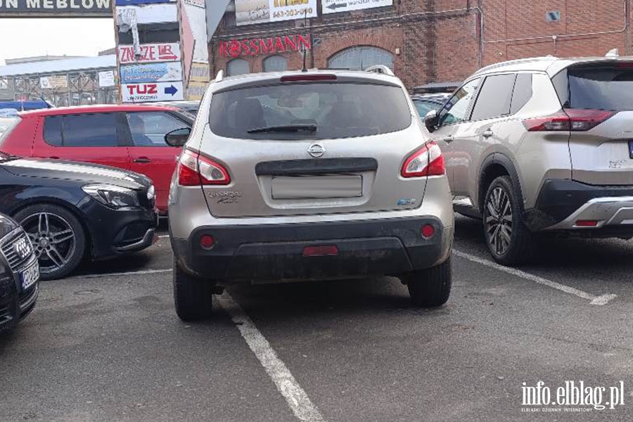 Mistrzowie Parkowania w Elbl�gu (cz�� 437), fot. 7