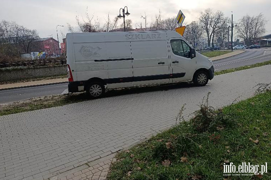 Mistrzowie Parkowania w Elbl�gu (cz�� 437), fot. 10