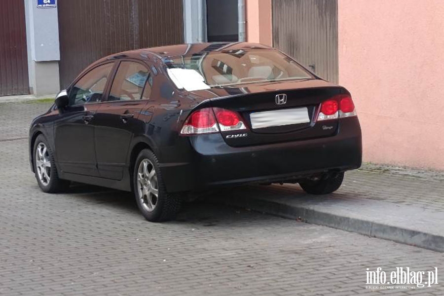 Mistrzowie Parkowania w Elbl�gu (cz�� 437), fot. 11