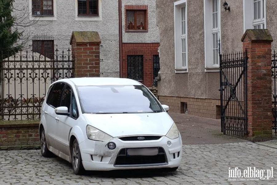 Mistrzowie Parkowania w Elbl�gu (cz�� 439), fot. 3