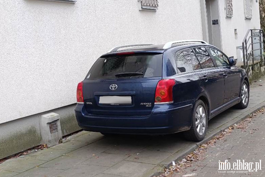 Mistrzowie Parkowania w Elbl�gu (cz�� 439), fot. 9