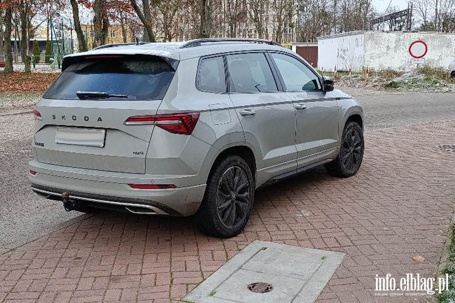 Mistrzowie Parkowania w Elbl�gu (cz�� 440), fot. 10