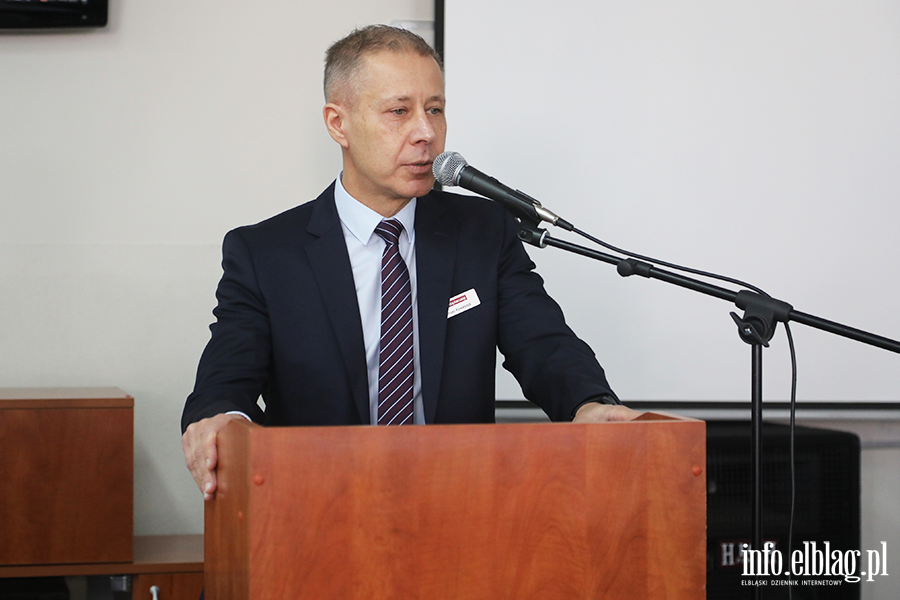 Otwarcie nowej pracowni wyposaonej w nowoczesne maszyny w CKZiU , fot. 6