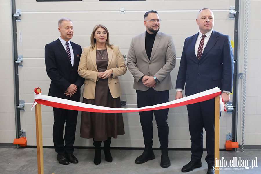 Otwarcie nowej pracowni wyposaonej w nowoczesne maszyny w CKZiU , fot. 8