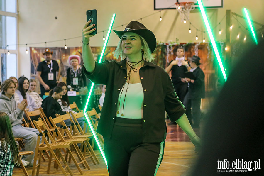 Konkurs fryzjerski - Zesp Szk Inynierii rodowiska i Usug, fot. 11