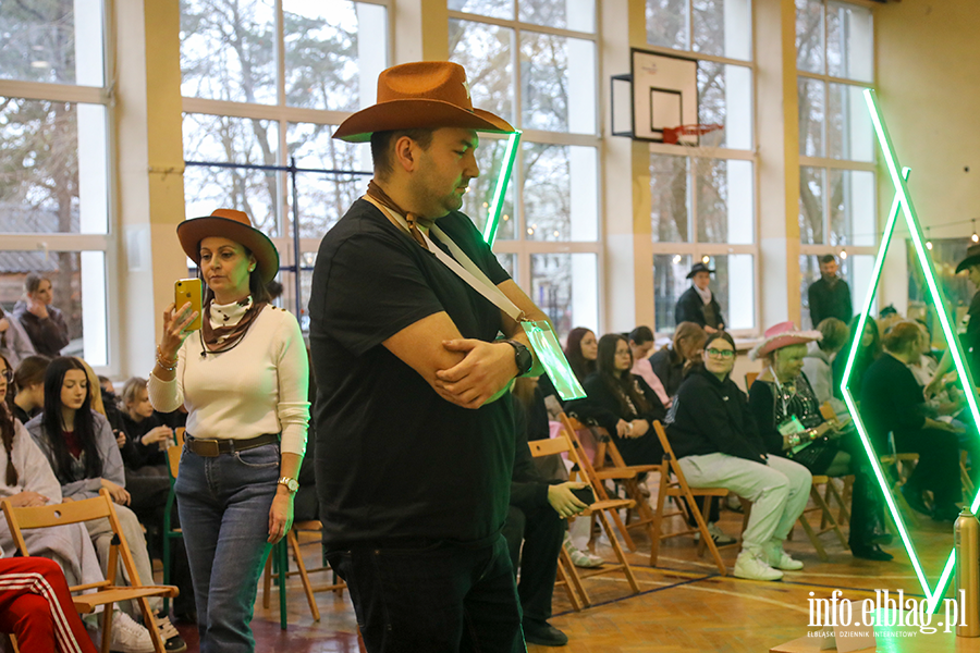 Konkurs fryzjerski - Zesp Szk Inynierii rodowiska i Usug, fot. 31