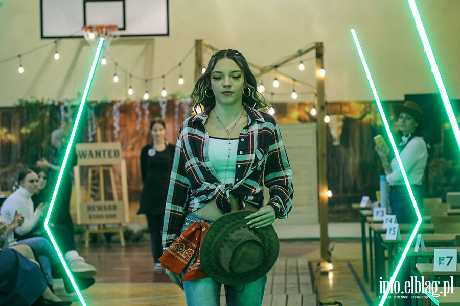 Konkurs fryzjerski - Zesp Szk Inynierii rodowiska i Usug, fot. 37