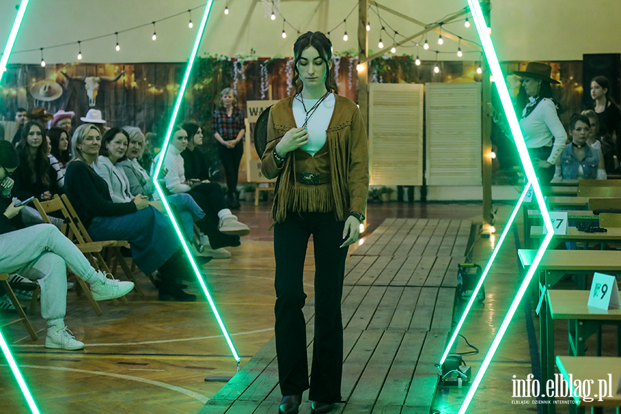 Konkurs fryzjerski - Zesp Szk Inynierii rodowiska i Usug, fot. 41