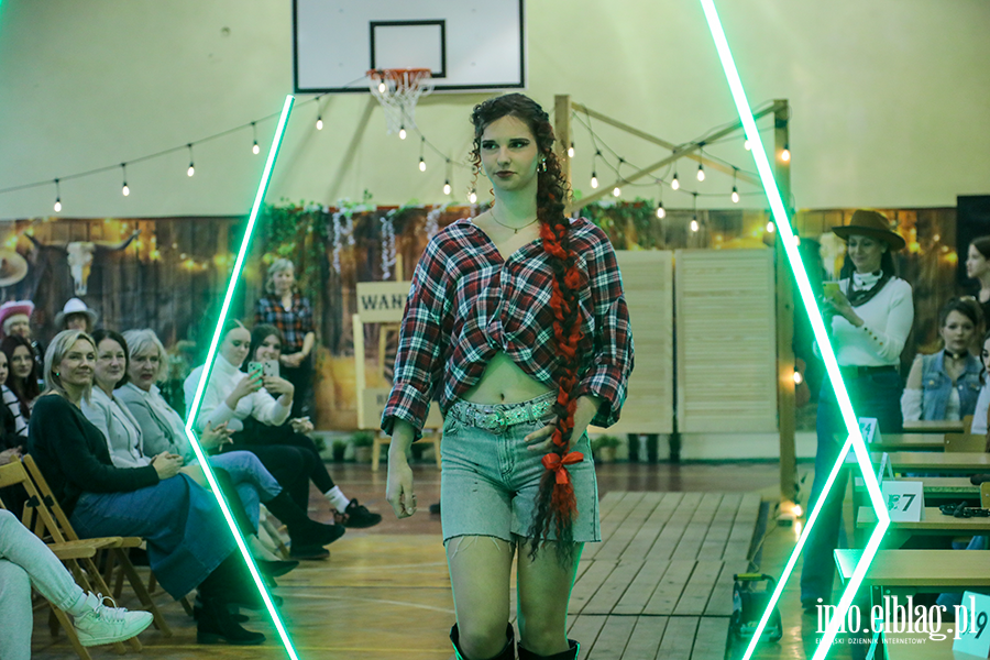 Konkurs fryzjerski - Zesp� Szk� In�ynierii �rodowiska i Us�ug, fot. 46