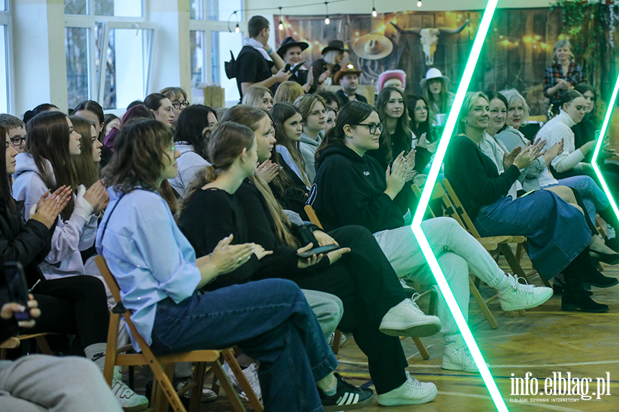 Konkurs fryzjerski - Zesp Szk Inynierii rodowiska i Usug, fot. 50