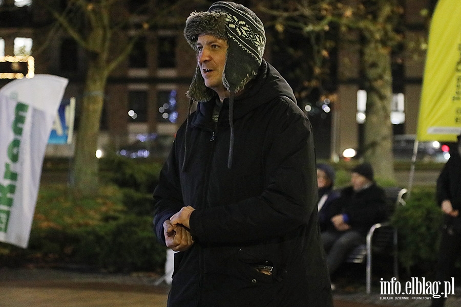 Spotkanie na Placu Dworcowym. Podzielili si� �ywno�ci� i nadziej�, fot. 7