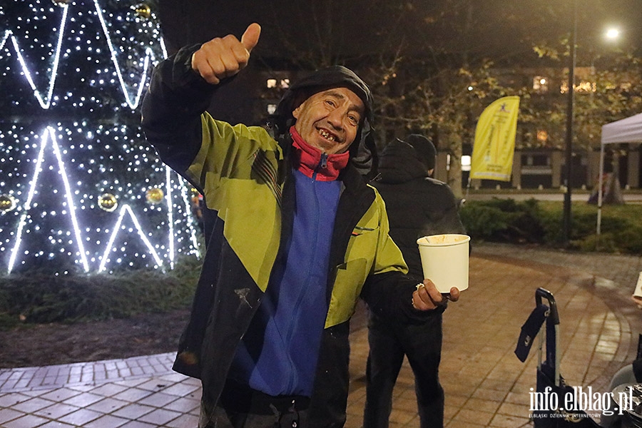 Spotkanie na Placu Dworcowym. Podzielili si� �ywno�ci� i nadziej�, fot. 23