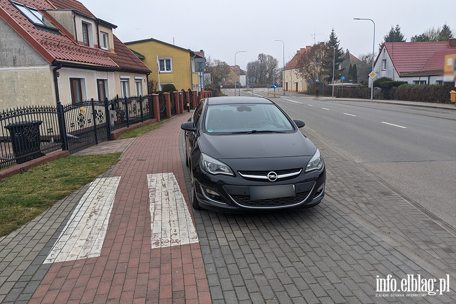 Mistrzowie Parkowania w Elbl�gu (cz�� 441), fot. 2