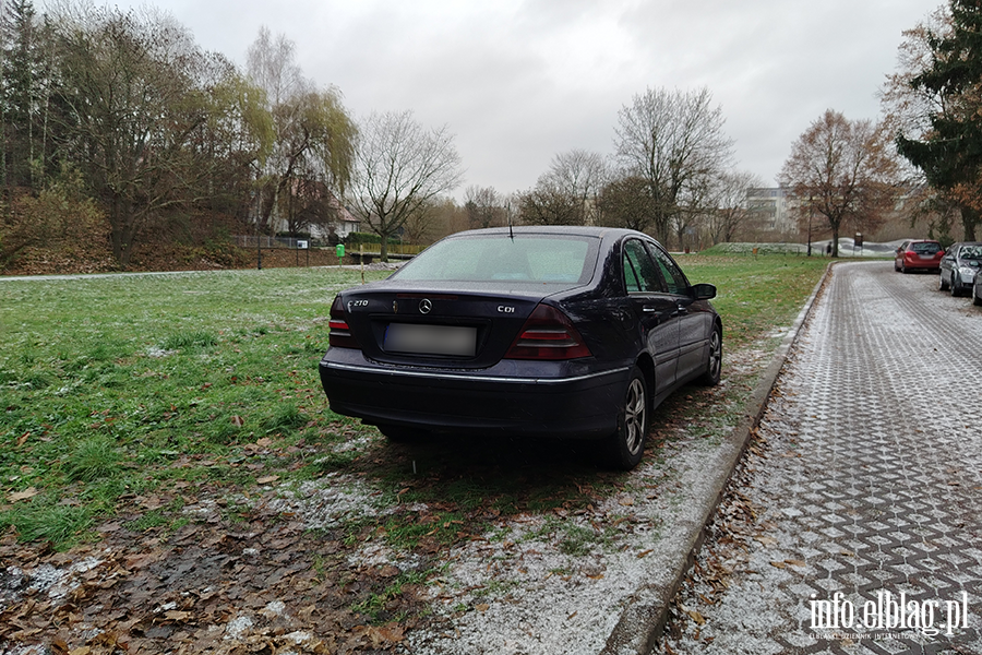 Mistrzowie Parkowania w Elbl�gu (cz�� 441), fot. 7