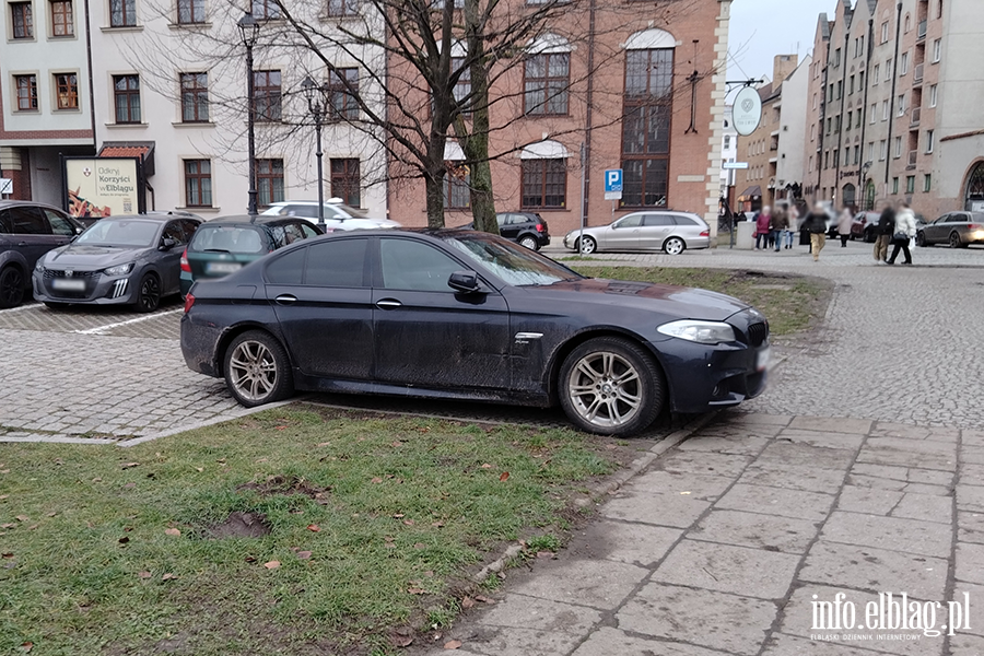 Mistrzowie Parkowania w Elbl�gu (cz�� 441), fot. 11