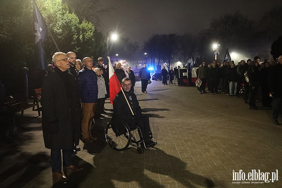 Elbl��anie uczcili pami�� ofiar Grudnia '70, fot. 16