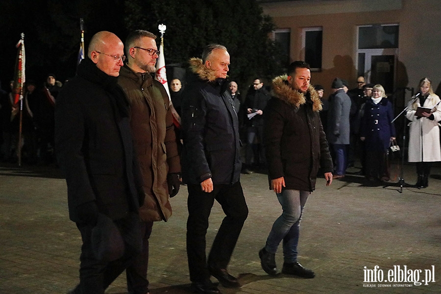 Elbl��anie uczcili pami�� ofiar Grudnia '70, fot. 35