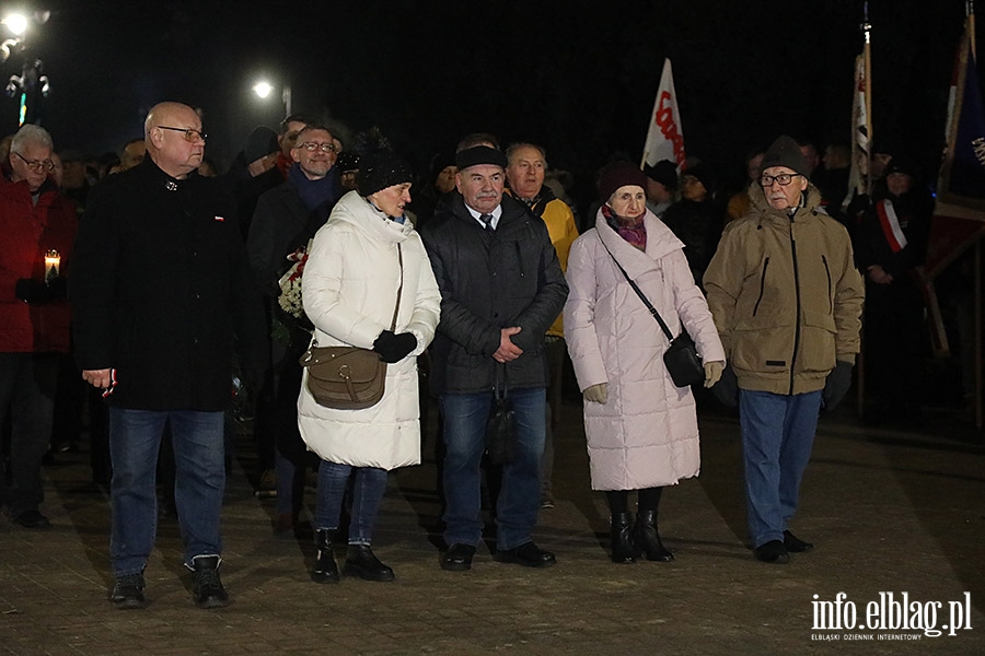 Elbl��anie uczcili pami�� ofiar Grudnia '70, fot. 37