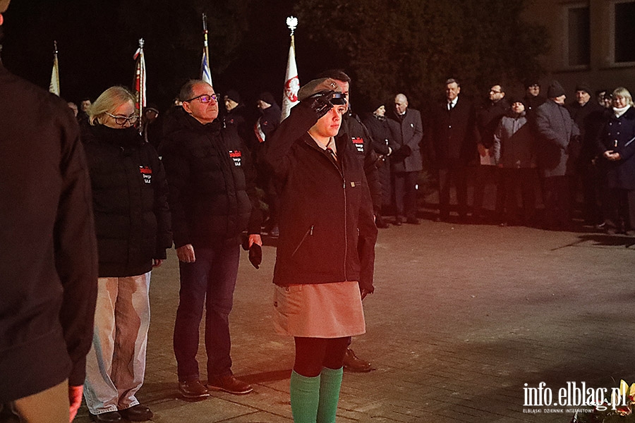 Elbl��anie uczcili pami�� ofiar Grudnia '70, fot. 42