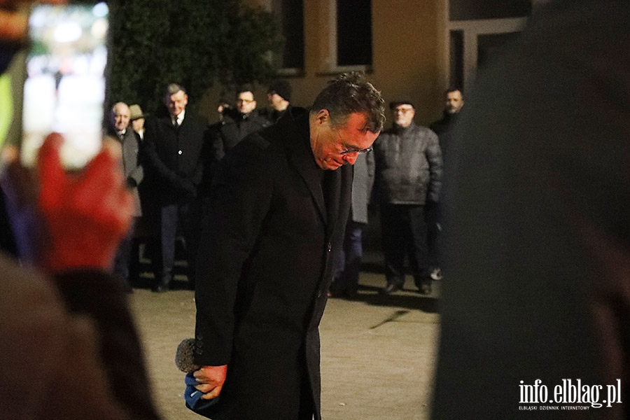 Elbl��anie uczcili pami�� ofiar Grudnia '70, fot. 47