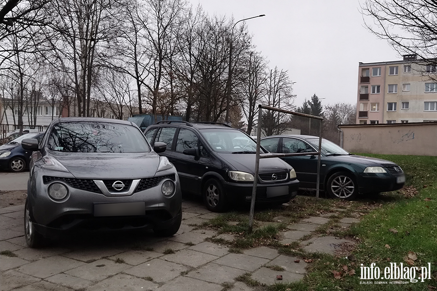 Mistrzowie Parkowania w Elbl�gu (cz�� 442), fot. 3