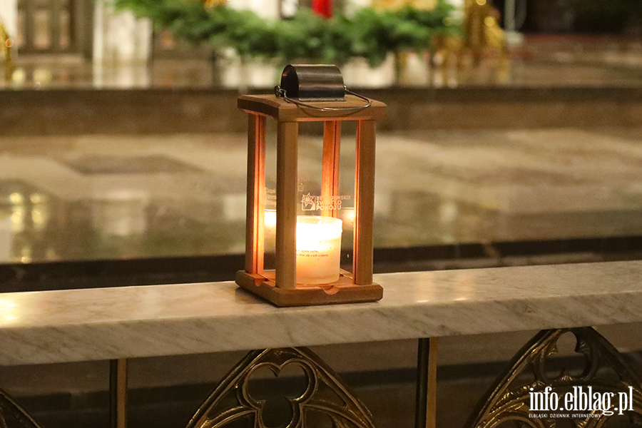 Betlejemskie �wiat�o Pokoju dotar�o do Elbl�ga, fot. 2