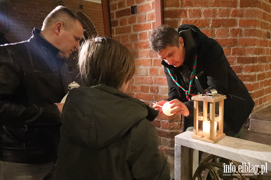 Betlejemskie �wiat�o Pokoju dotar�o do Elbl�ga, fot. 25