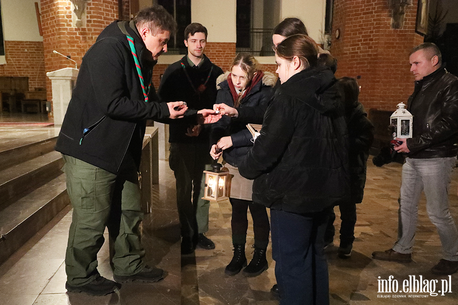 Betlejemskie �wiat�o Pokoju dotar�o do Elbl�ga, fot. 28
