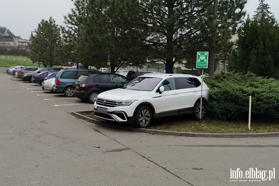 Mistrzowie Parkowania w Elbl�gu (cz�� 443), fot. 3