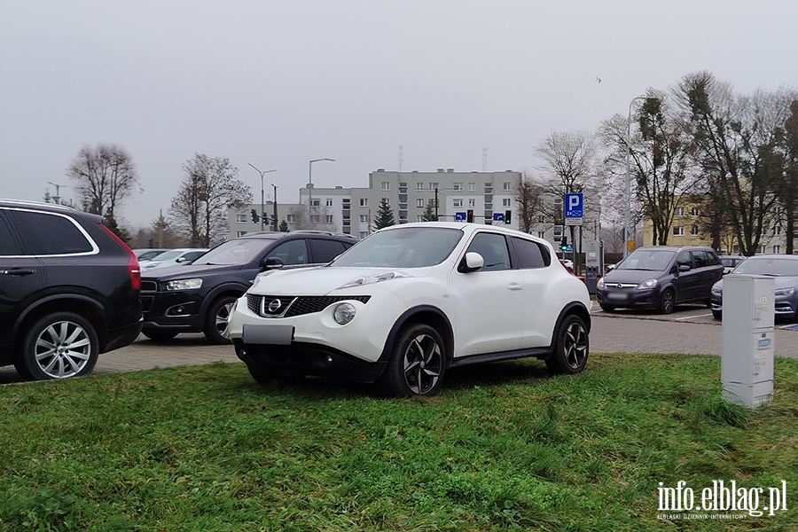 Mistrzowie Parkowania w Elbl�gu (cz�� 443), fot. 6