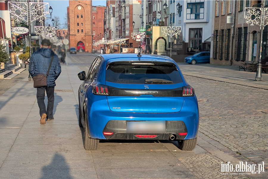 Mistrzowie Parkowania w Elbl�gu (cz�� 443), fot. 11