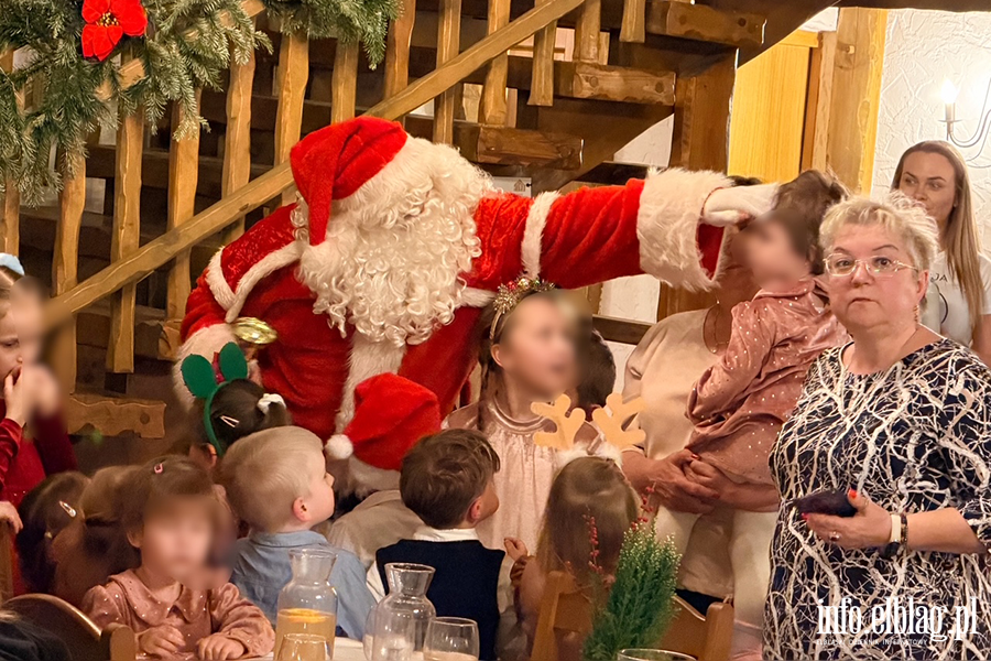 Wigilia dla zawodowych rodzin zast�pczych wsp�pracuj�cych z Elbl�skim Centrum Us�ug Spo�ecznych, fot. 20