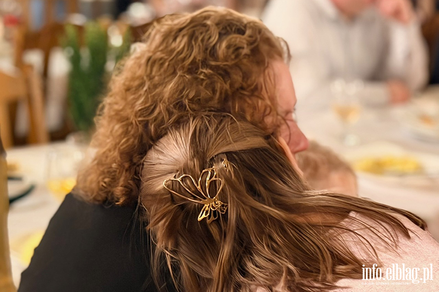 Wigilia dla zawodowych rodzin zast�pczych wsp�pracuj�cych z Elbl�skim Centrum Us�ug Spo�ecznych, fot. 25