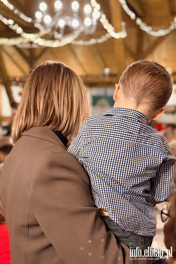 Wigilia dla zawodowych rodzin zast�pczych wsp�pracuj�cych z Elbl�skim Centrum Us�ug Spo�ecznych, fot. 27