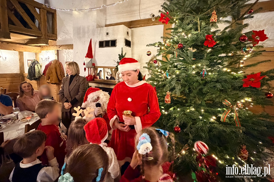 Wigilia dla zawodowych rodzin zast�pczych wsp�pracuj�cych z Elbl�skim Centrum Us�ug Spo�ecznych, fot. 32