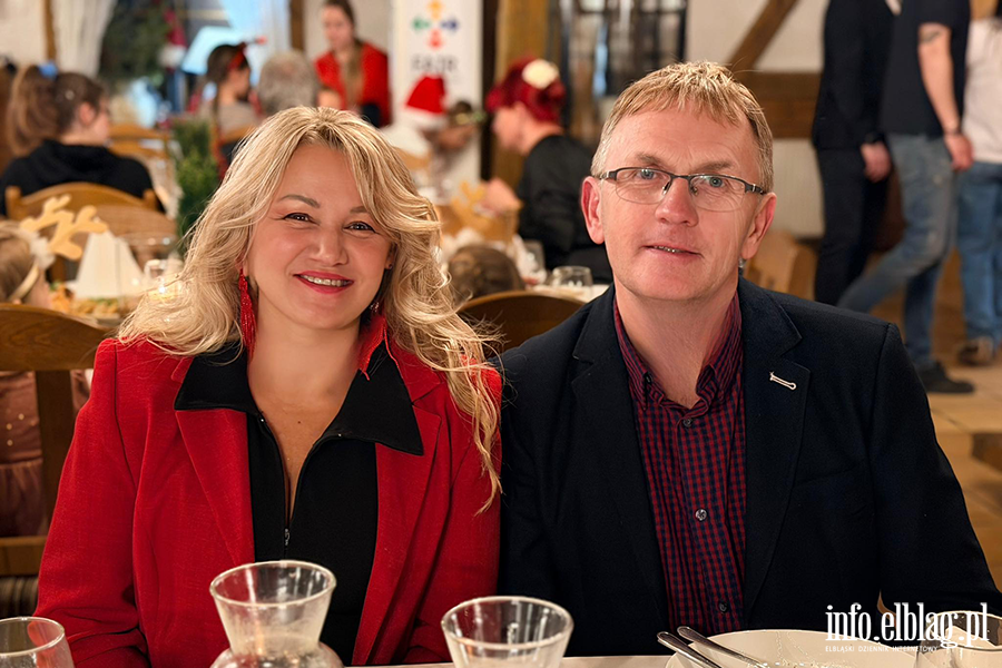 Wigilia dla zawodowych rodzin zast�pczych wsp�pracuj�cych z Elbl�skim Centrum Us�ug Spo�ecznych, fot. 38