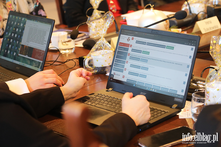 XII Sesja Rady Miejskiej - 23 grudnia 2025 r., fot. 22