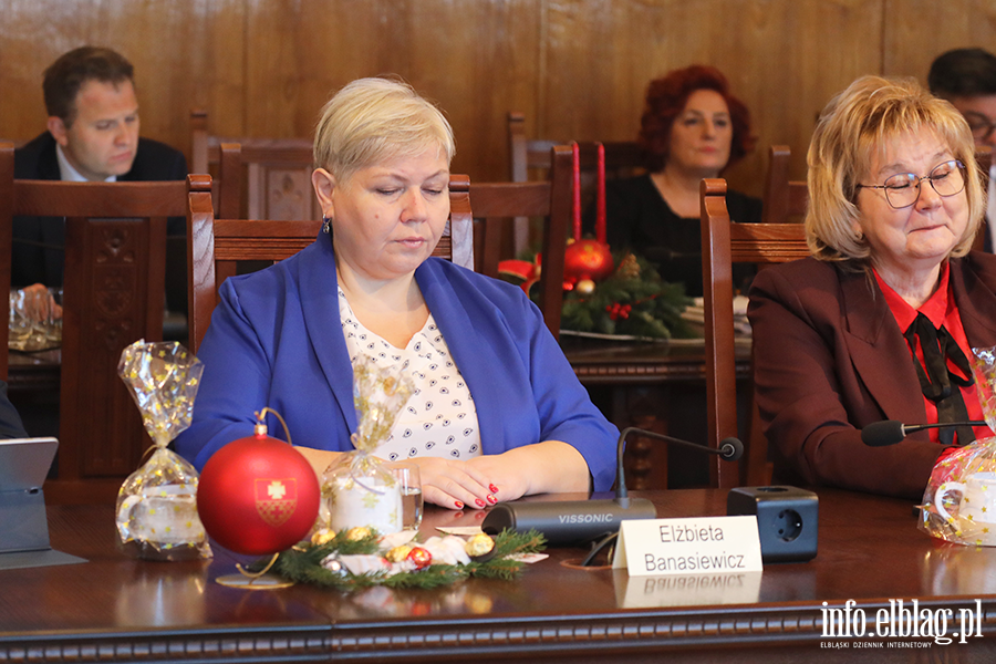 XII Sesja Rady Miejskiej - 23 grudnia 2025 r., fot. 24