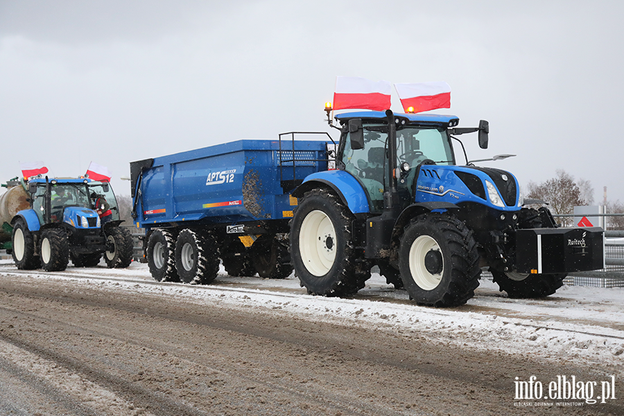 Traktory na wiaduktach nad S7. Protest rolnik�w w Elbl�gu, fot. 3
