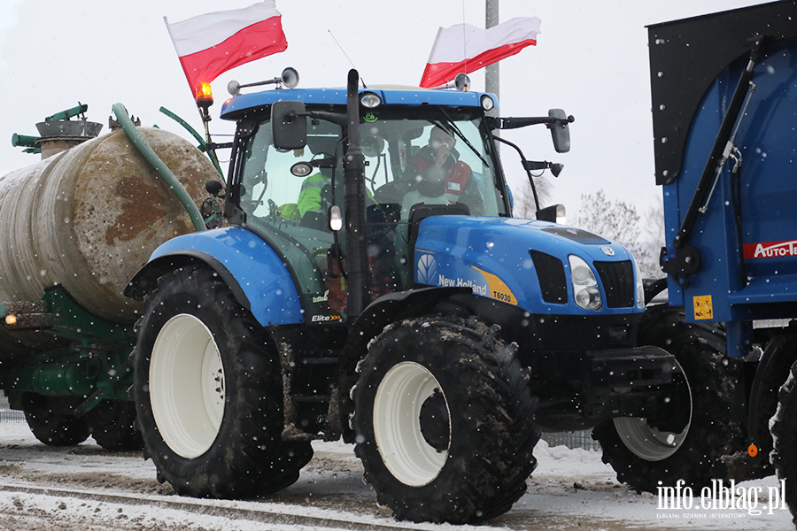 Traktory na wiaduktach nad S7. Protest rolnik�w w Elbl�gu, fot. 10