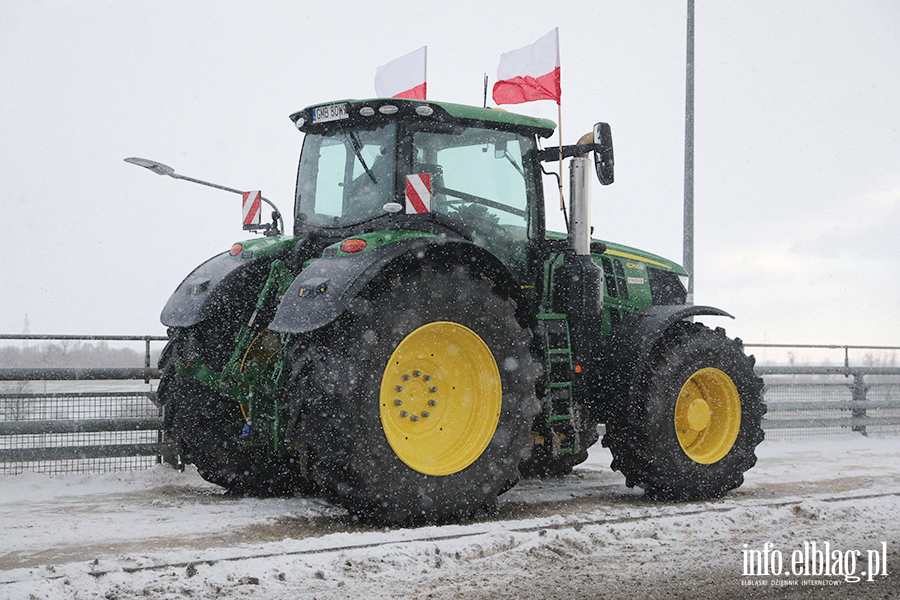 Traktory na wiaduktach nad S7. Protest rolnik�w w Elbl�gu, fot. 11