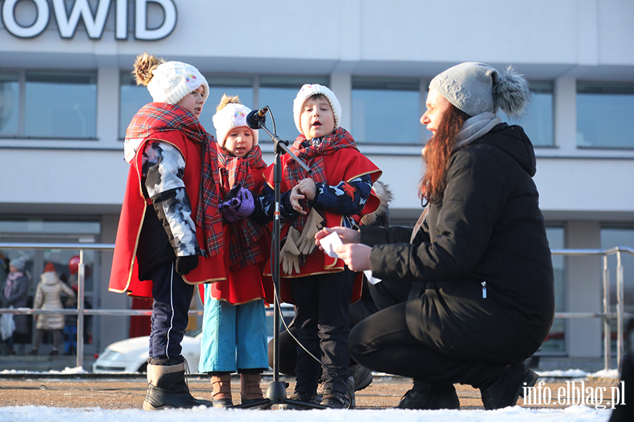 Orszak Trzech Kr�li przeszed� ulicami Elbl�ga, fot. 1