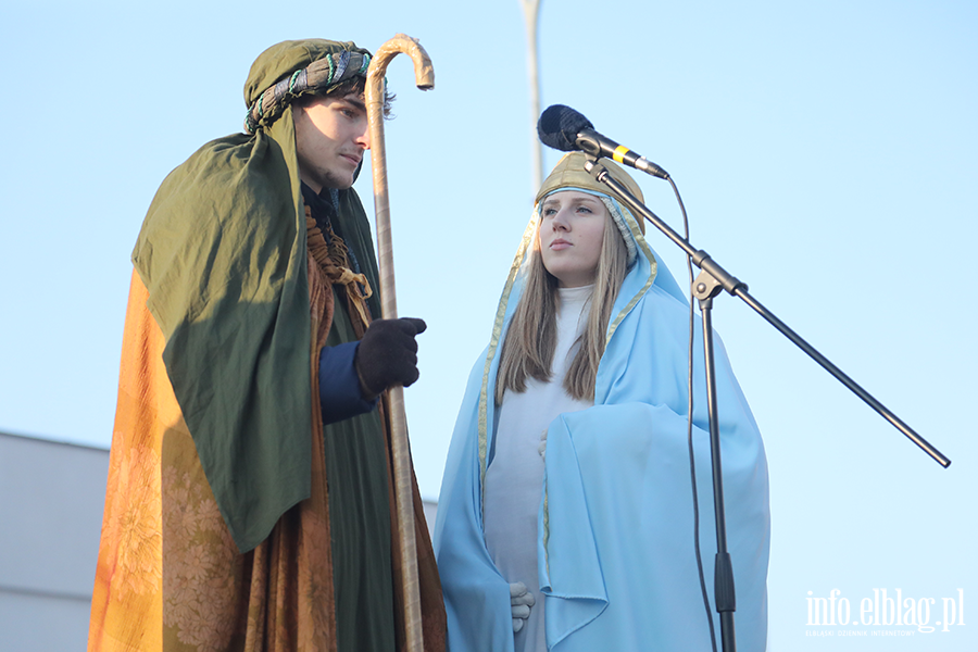 Orszak Trzech Kr�li przeszed� ulicami Elbl�ga, fot. 25