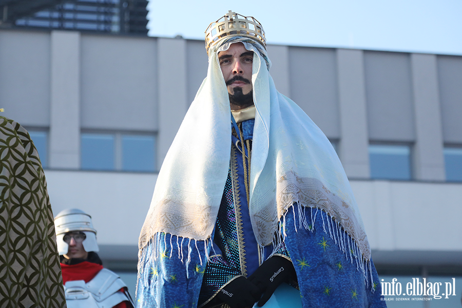 Orszak Trzech Kr�li przeszed� ulicami Elbl�ga, fot. 29