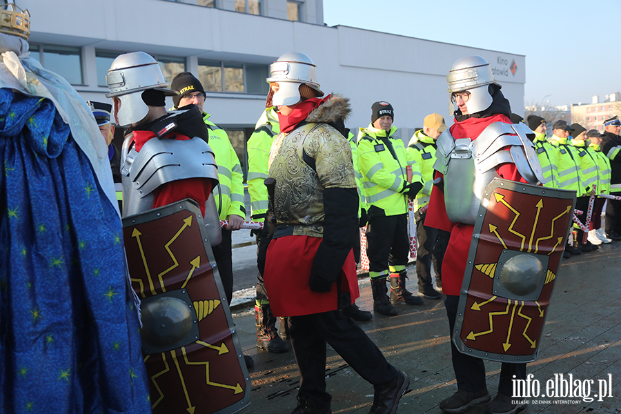 Orszak Trzech Kr�li przeszed� ulicami Elbl�ga, fot. 30
