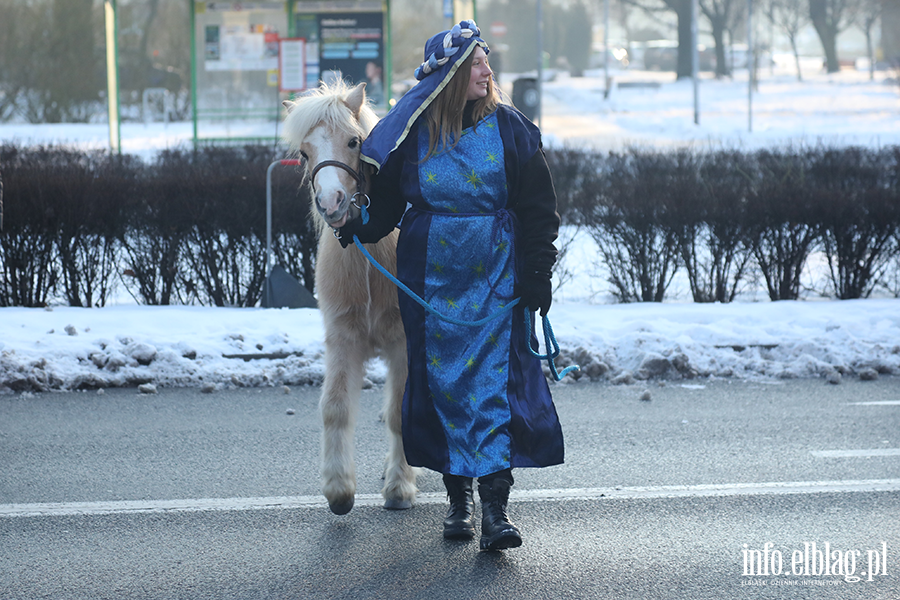 Orszak Trzech Kr�li przeszed� ulicami Elbl�ga, fot. 58