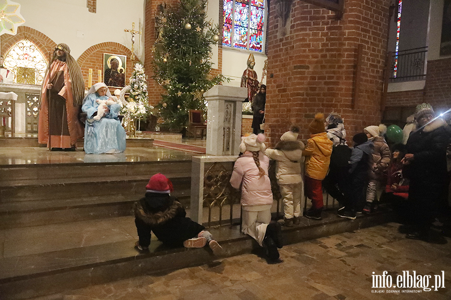 Orszak Trzech Kr�li przeszed� ulicami Elbl�ga, fot. 97