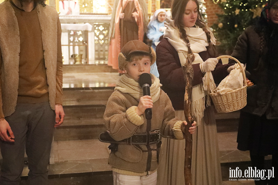 Orszak Trzech Kr�li przeszed� ulicami Elbl�ga, fot. 100