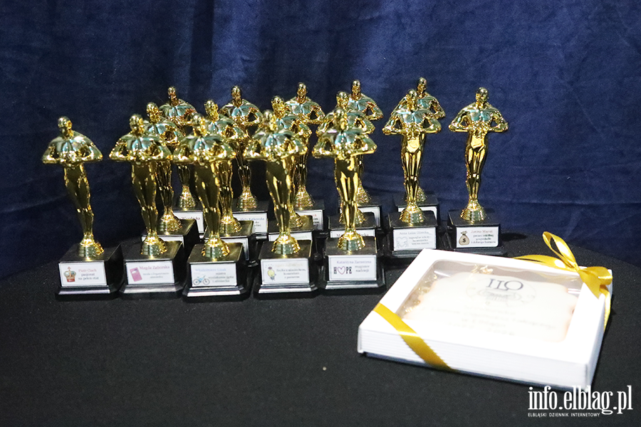 Tak si� bawi� maturzy�ci I LO w Elbl�gu, fot. 19