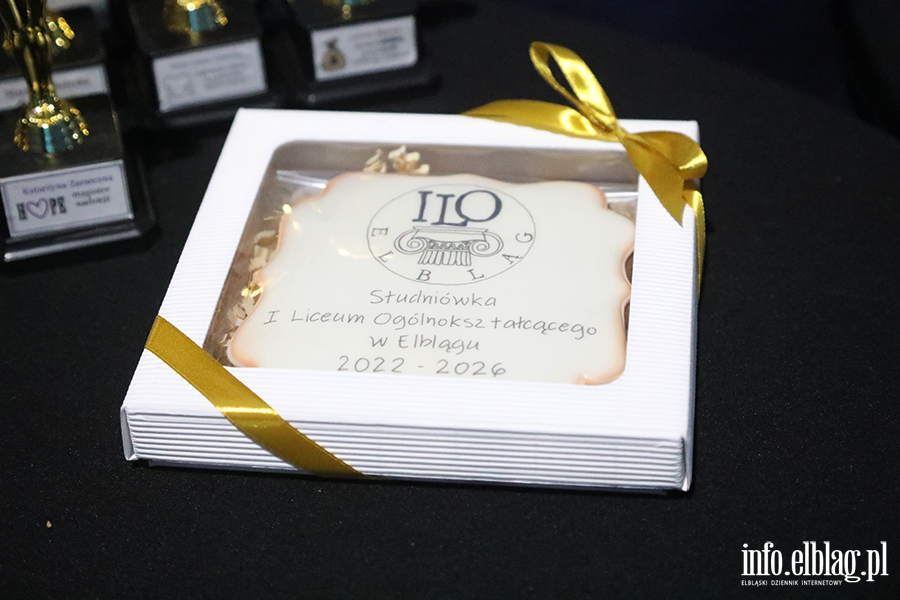 Tak si� bawi� maturzy�ci I LO w Elbl�gu, fot. 20